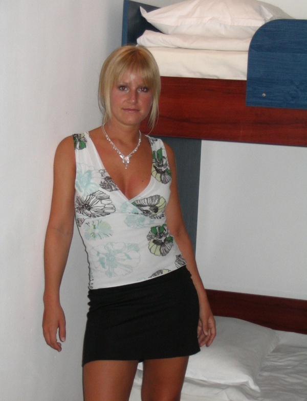 Лерочка - Проститутка Мск 8-985-738-24-38