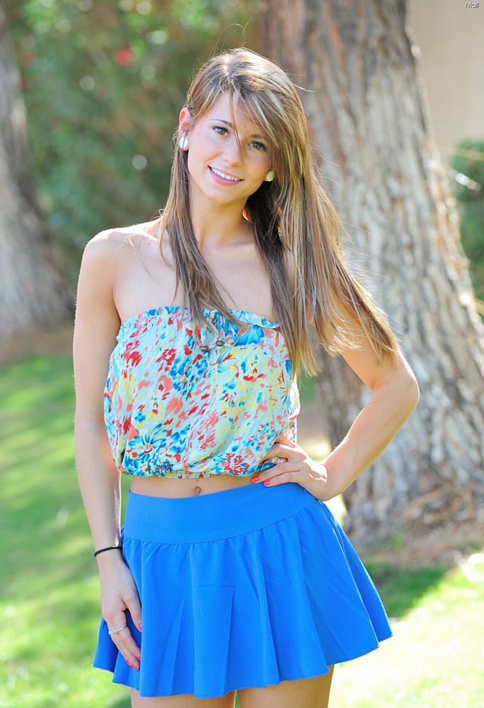 Эля - Индивидуалка Мск 8-985-739-40-32