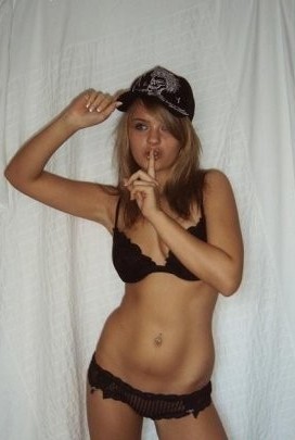 Янка - Индивидуалка  +7985-74-059-00