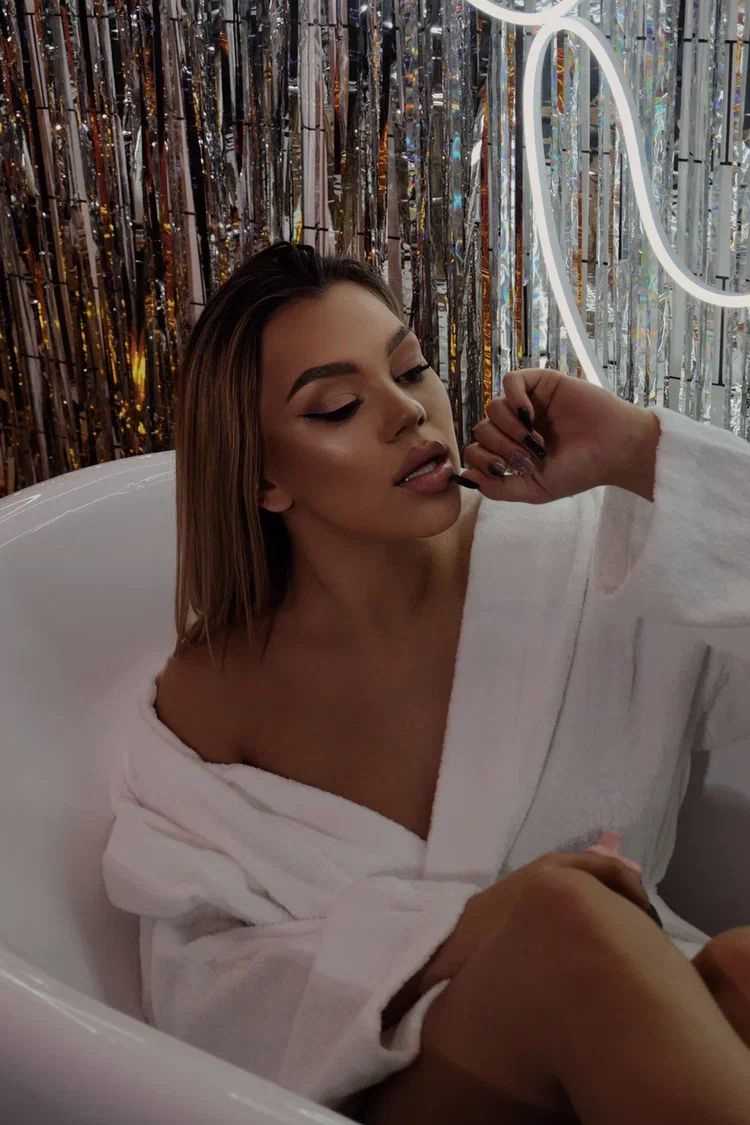 Алана - Проститутка Мск +7(929) 902-65-77